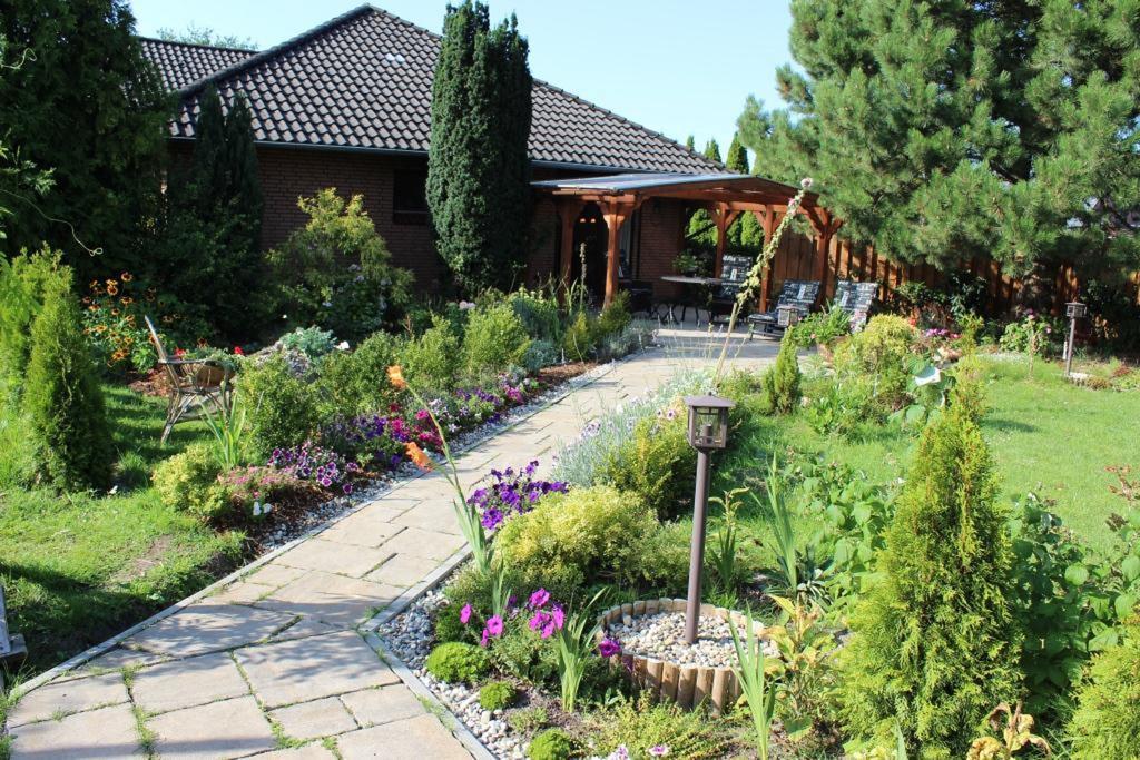 Ferienwohnung Libelle Burhave Cameră foto